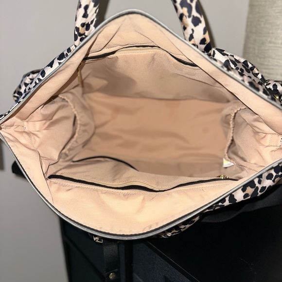 Itzy ritzy Dream Weekender Diaper & Travel Bag - Picture 4 of 4